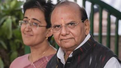 আতিশীকে অস্থায়ী মুখ্যমন্ত্রী বলে কেজরিওয়ালের সমালোচনা, দিল্লির এলজি সাক্সেনার মন্তব্য দেখুন