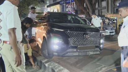 ಹೊಸ ವರ್ಷದ ಅವಾಂತರ: ಇಂದಿರಾನಗರದಲ್ಲಿ ಸಂಜೆ 6 ಗಂಟೆಗೆ ಕುಡಿದು ಡಿವೈಡರ್ ಮೇಲೆ ಕಾರು ಹತ್ತಿಸಿದ ಭೂಪ!