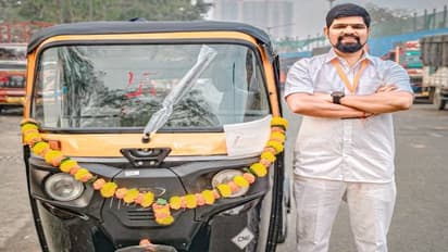 युवक की कहानीः 14 साल ग्राफिक डिज़ाइनर की नौकरी, अब चला रहे हैं ऑटो!