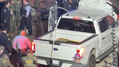 മുൻ സൈനികൻ, രണ്ട് തവണ വിവാഹ മോചിതൻ, അമേരിക്കയിൽ ആൾക്കൂട്ടത്തിലേക്ക് ഇടിച്ച് കയറ്റിയ ട്രക്കിൽ ഐഎസ് പതാകയും 