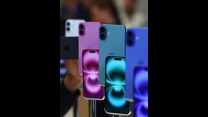 நடுத்த மக்களும் இனி ஐபோன் வாங்கலாம்; போட்டி போட்டு விலையை குறைத்த அமேசான், ப்ளிப்கார்ட்! 