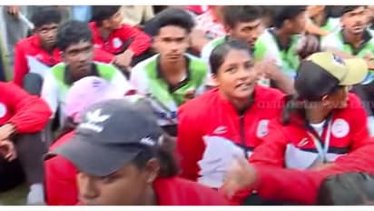 കായികമേളയിൽ പ്രതിഷേധിച്ച സ്കൂളുകൾക്ക് വിലക്കേർപ്പെടുത്തിയ സംഭവം; സർക്കാർ തീരുമാനത്തിനെതിരെ പ്രതിഷേധം ശക്തം