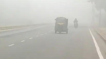 Delhi WEATHER update: Thick fog engulfs national capital, RAIN predicted today amid cold wave