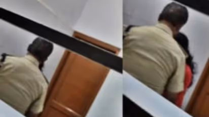 डीएसपीचा बाथरूममधील महिलासोबतचा अश्लील व्हिडिओ व्हायरल