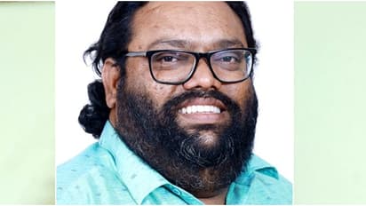 ബൈക്കിൽ കെഎസ്ആർടിസി ബസ് ഇടിച്ച് അപകടം; കോളേജ് അധ്യാപകന് ദാരുണാന്ത്യം