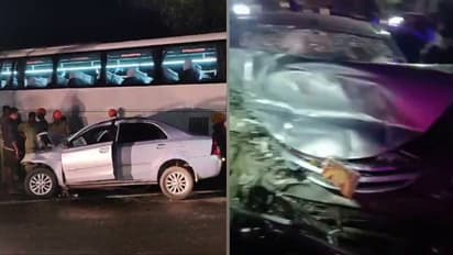 കൊല്ലത്ത് ശബരിമല തീർത്ഥാടകർ സഞ്ചരിച്ച കാറും ടൂറിസ്റ്റ് ബസും കൂട്ടിയിടിച്ചു; 2 പേർ മരിച്ചു, 3 പേർക്ക് പരിക്ക്