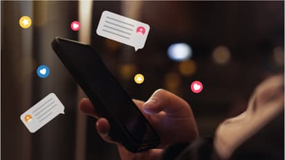 നിയമവിരുദ്ധ പരസ്യം പ്രസിദ്ധീകരിച്ചു; സോഷ്യൽ മീഡിയ സെലിബ്രിറ്റിക്ക് ഒരു ലക്ഷം റിയാൽ പിഴ ചുമത്തി സൗദി അധികൃതർ