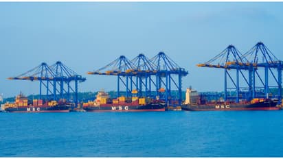 777 പേർക്ക് നിയമനം, അതും 69 ശതമാനം കേരളത്തിൽ നിന്നുള്ളവർക്ക്; വമ്പൻ തൊഴിലവസരങ്ങൾ ഒരുക്കി വിഴിഞ്ഞം തുറമുഖം