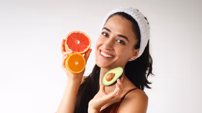 Health Tips : ചർമ്മത്തെ സംരക്ഷിക്കാൻ കുടിക്കേണ്ട അഞ്ച് മാജിക് ഡ്രിങ്കുകൾ