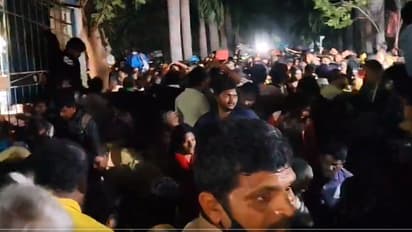 ತಿರುಪತಿಯಲ್ಲಿ ಭಾರೀ ಕಾಲ್ತುಳಿತ, 6 ಮಂದಿ ದುರ್ಮರಣ, ಸಾವಿನ ಸಂಖ್ಯೆ ಏರಿಕೆಯಾಗುವ ಸಾಧ್ಯತೆ