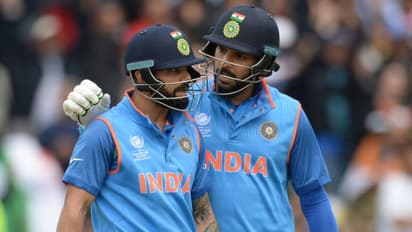 ക്യാൻസറിനെ അതിജീവിച്ച് തിരിച്ചുവന്ന യുവരാജിനെ ഇന്ത്യൻ ടീമിൽ നിന്നൊഴിവാക്കിയത് വിരാട് കോലി, ആരോപണവുമായി ഉത്തപ്പ