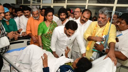 ys jagan: చొక్కా ఊడదీయడానికి నువ్వెవడంటూ జగన్‌కి ఎస్సై స్ట్రాంగ్‌ రిప్లై.. జగన్‌ టార్గెట్‌ పోలీసులేనా?    
