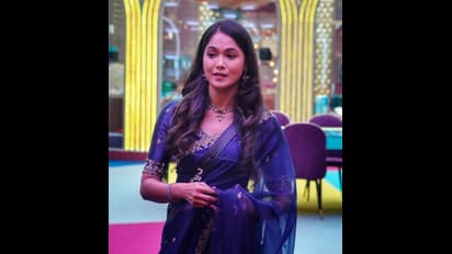 ಮೋಕ್ಷಿತಾ ಯಾವತ್ತೂ ಮೈ ಕಾಣೋ ಬಟ್ಟೆ ಹಾಕಿಲ್ಲ; ಫ್ಯಾನ್ಸ್‌ ವೈರಲ್ ಮಾಡಿದ ಫೋಟೋಗಳಿದು