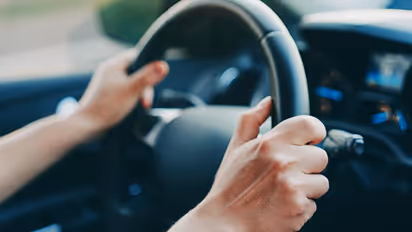 കഴിഞ്ഞ മാസത്തെ വമ്പൻ നേട്ടം ഈ വാഹന നിർമ്മാണ കമ്പനികൾക്ക്