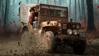 పాకిస్తాన్ లో దుమ్ములేపుతున్న బాలయ్య, ఇదేం రచ్చ బాబోయ్.. టాప్ ట్రెండింగ్ కి కారణం ఆమేనా 