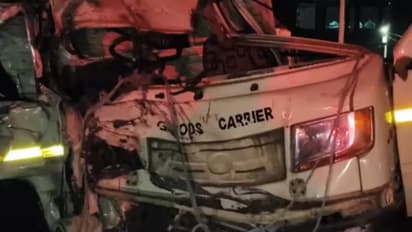 നാസികിൽ ടെമ്പോയും ട്രക്കും കൂട്ടിയിടിച്ച് 8 പേർ മരിച്ചു; നിരവധിപ്പേർക്ക് പരിക്കേറ്റു, പലരുടെയും നില ഗുരുതരം