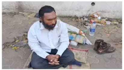 മകന് നിശ്ചയിച്ച് ഉറപ്പിച്ച വധുവിനെ വിവാഹം കഴിച്ച് അച്ഛൻ, പിന്നാലെ സന്ന്യാസം സ്വീകരിച്ച് മകന്; സംഭവം നാസിക്കിൽ