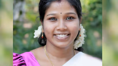 കൊല്ലത്ത് യുവതിയെ വീട്ടില്‍ മരിച്ച നിലയിൽ കണ്ടെത്തി; ഭർത്താവ്  പൊലീസിൻ്റെ നിരീക്ഷണത്തിൽ