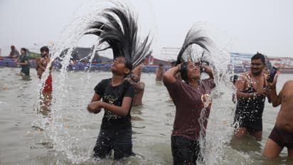 ಕುಂಭಮೇಳಕ್ಕೆ ಹೋಗ್ತಿದೀರಾ? ನಿಮ್ಮ ಜನ್ಮರಾಶಿಗೆ ಹೀಗೆ ಮಿಂದರೆ ಪೂರ್ಣ ಫಲ