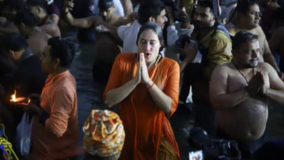 Mahakumbh 2025 unites devotees from around the world to celebrate 'Vasudhaiva Kutumbakam' at Sangam