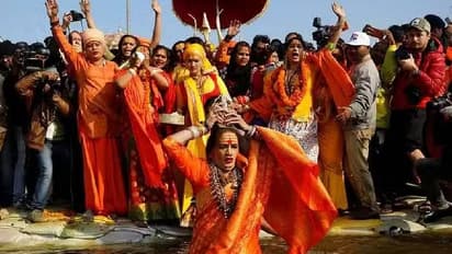 ಮಹಾ ಕುಂಭ ಮೇಳದಲ್ಲಿ ಟ್ರಾನ್ಸ್‌ಜೆಂಡರ್ ಸಾಧುಗಳಿಗೇ ಒಂದು ಅಖಾಡ! ಕಿನ್ನರ ಅಖಾಡದ ಬಗ್ಗೆ ತಿಳ್ಕೊಳಿ 