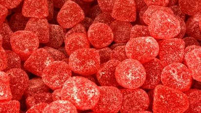 ക്യാൻസർ സാധ്യതയെന്ന് പഠനം; മിഠായികളിലും പാനീയങ്ങളിലും ചേർക്കുന്ന കൃത്രിമ നിറത്തിന് നിരോധനമേർപ്പെടുത്തി യുഎസ്