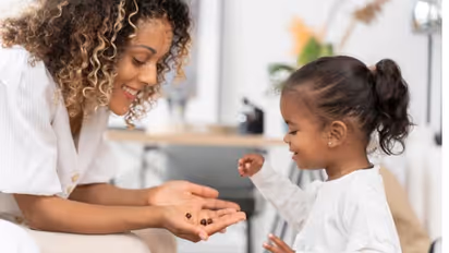 সন্তানের আত্মবিশ্বাস বাড়ান, যে কোনও কাজে করে তুলুন প্রত্যয়ী, প্রতিদিন তাকে বলুন এই ৩টি কথা