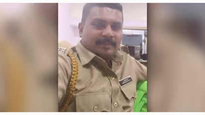 കമാനത്തിലിടിച്ച ബൈക്കില്‍ നിന്ന്  തെറിച്ചുവീണ് പൊലീസ് ഉദ്യോ​ഗസ്ഥന് ദാരുണാന്ത്യം; അപകടം തൃശ്ശൂരില്‍