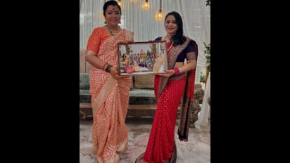 ನಟಿ ತಾರಾ ಅನುರಾಧ ಮನೆಯಲ್ಲಿ ಚಂದನವನದ ತಾರೆಯರ ಸಂಭ್ರಮದ ಸಮಾಗಮ 