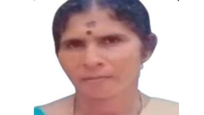 പള്ളിപ്പുറത്ത് ട്രാവലർ ഇടിച്ച് വീട്ടമ്മ മരിച്ചു