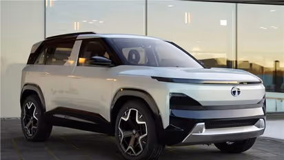 സിയറ, ഹാരിയർ ഇവികൾ അവതരിപ്പിച്ച് ടാറ്റ