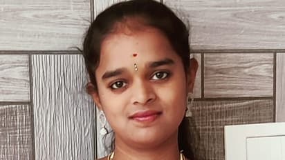 ಕಾಲೇಜಿನಿಂದ ಮರಳುತ್ತಿದ್ದ ತುಮಕೂರಿನ 19 ವರ್ಷದ ವಿದ್ಯಾರ್ಥಿನಿ ಹೃದಯಾಘಾತಕ್ಕೆ ಬಲಿ