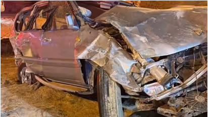 കുവൈത്തിൽ വാഹനങ്ങൾ കൂട്ടിയിടിച്ച് അപകടം; ഒരു മരണം, രണ്ട് പേർക്ക് പരിക്ക്