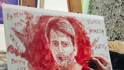 Bhopal Artist Raj Saini creates blood portrait of Sonu Sood to celebrate 'Fateh'