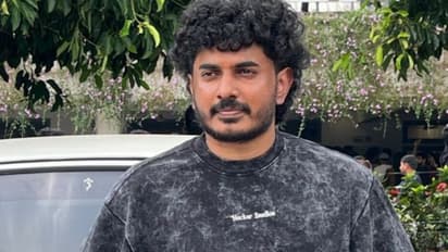 ബന്ധുവിന്റെ മരണാനന്തര ചടങ്ങിൽ പങ്കെടുത്തു മടങ്ങവേ അപകടം; ബസ്സും കാറും കൂട്ടിയിടിച്ച് യുവാവ് മരിച്ചു