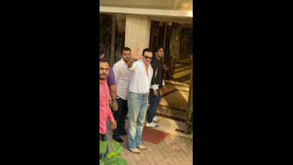 மருத்துவமனையில் இருந்து டிஸ்சார்ஜ் ஆனார் பாலிவுட் நடிகர் சைஃப் அலி கான்!