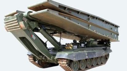 Defence Ministry inks contract with HVF for 47 Tank-72 BLT worth Rs 1560 crore
