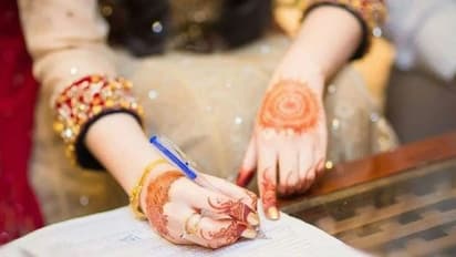 ৯ বছরেই বিয়ে দেওয়া যাবে কন্যাসন্তানের! ইরাকের নতুন বাল্যবিবাহ আইনে বিতর্কের ঝড়