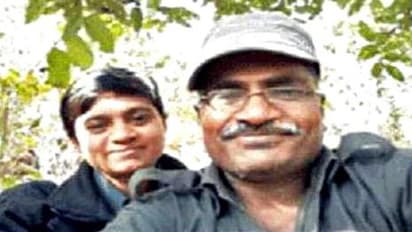 सेल्फीने कशी घातली टॉप नक्सल कमांडरला?