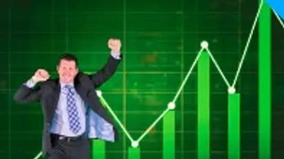 Share Market Today: குறுகிய மற்றும் நீண்ட கால முதலீட்டிற்கு என்ன பங்குகளை வாங்கலாம்? 