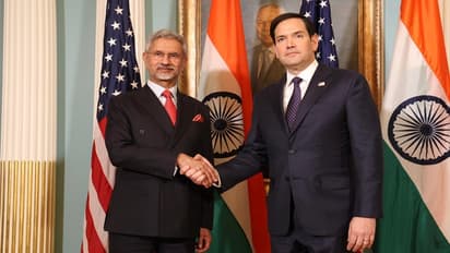 ১৮,০০০ ভারতীয়কে বহিষ্কার করবে আমেরিকা? জয়শঙ্কর-ট্রাম্প সরকারের আলোচনা