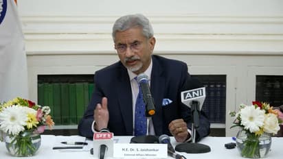 'അവരുടെ പ്രശ്നങ്ങൾക്കെല്ലാം ഇന്ത്യയെ കുറ്റപ്പെടുത്തുന്നു, ചിലതെല്ലാം പരിഹാസ്യം'; ബംഗ്ലാദേശിനെതിരെ ജയശങ്കർ