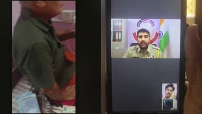 വെര്ച്വൽ അറസ്റ്റിൽ കുടുങ്ങി റിട്ട. അധ്യാപകനും കുടുംബവും; രക്ഷകരായി കേരള പൊലീസ്, ലൈവായി തട്ടിപ്പ് പൊളിച്ചു