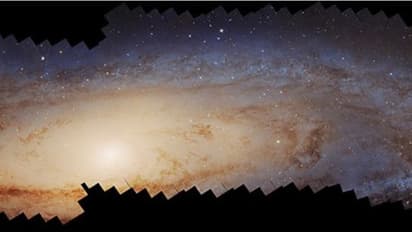 10 കോടി നക്ഷത്രങ്ങള്‍; ആന്‍ഡ്രോമീഡ ഗാലക്സിയുടെ ഏറ്റവും വിശദമായ ചിത്രം പകര്‍ത്തി ഹബിള്‍ ടെലിസ്കോപ്പ്