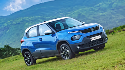 टाटा पंच का राज: 2025 में भी बनी नंबर 1?