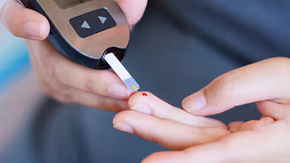 சுகரை குறைக்கும் '4' வகை சப்பாத்திகள் தெரியுமா? ஈஸியான ரெசிபி!!