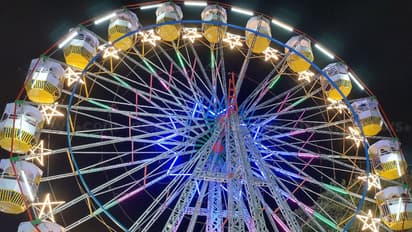 കോട്ടയത്ത് പള്ളിപ്പെരുന്നാളിനിടെ യന്ത്ര ഊഞ്ഞാലിൻ്റെ വാതിൽ അടർന്നുവീണ് അപകടം; 17കാരനായ വിദ്യാർത്ഥിക്ക് പരുക്ക്