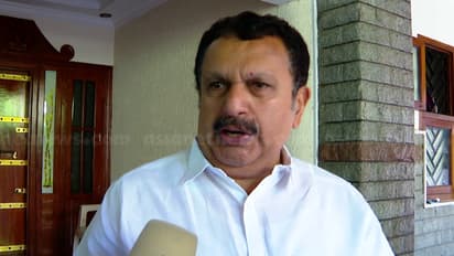 സംസ്ഥാന കോൺഗ്രസിൽ നേതൃമാറ്റ ചർച്ച നടക്കുന്നില്ലെന്ന് കെ മുരളീധരൻ; 'പ്രതിപക്ഷ നേതാവിന് സർവേ നടത്താം'