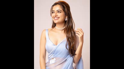 ಸೀರೆಯಲ್ಲಿ ಮಿಂಚಿದ ಮಿಲ್ಕಿ ಬ್ಯೂಟಿ ಆಶಿಕಾ ರಂಗನಾಥ್: ಮಿಸ್ ಯೂ ಎಂದಿದ್ದೇಕೆ?