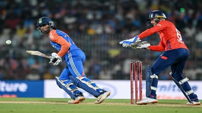 ಚೆಪಾಕ್ನಲ್ಲಿ ಟೀಂ ಇಂಡಿಯಾಗೆ ಗೆಲುವಿನ ತಿಲಕ! ಇಂಗ್ಲೆಂಡ್ ಎದುರು ಸತತ ಎರಡನೇ ಗೆಲುವು